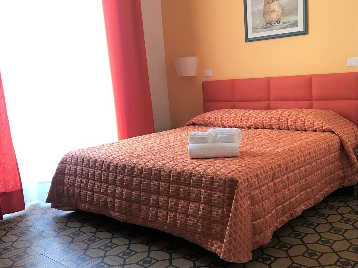 Moonlight Hotel&Suites Katanya Dış mekan fotoğraf