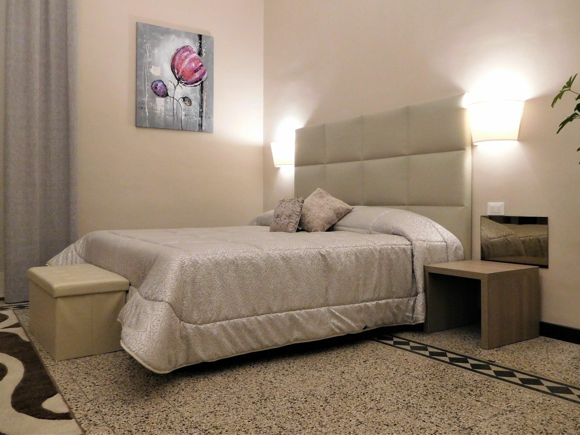 Moonlight Hotel&Suites Katanya Dış mekan fotoğraf
